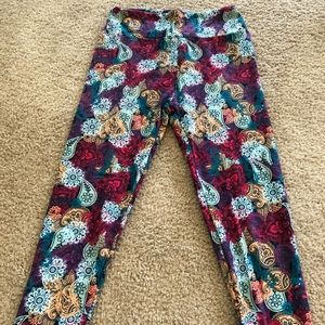 LuLaRoe multicolored paisley leggings